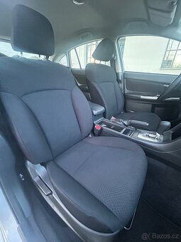SUBARU IMPREZA 1.6i BENZÍN 4x4 AUTOMAT-VYHŘEV-SERVISKA-2017 - 10