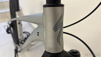 ZÁNOVNÍ SPECIALIZED ROCKHOPPER EXPERT, rám M - 10