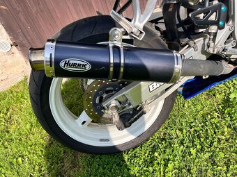Suzuki GSXR 600 - 10