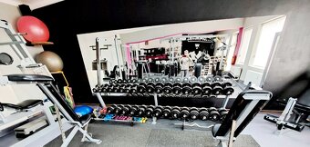 Vybavení fitness centra - 10