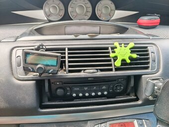 Peugeot 807 2,0 HDI - 10