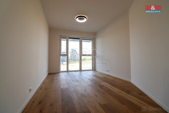 Pronájem bytu 2+kk, 66 m², Praha, ul. Ramonova - 10