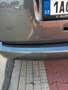 Volkswagen Caddy 1.6 TDi 7 míst - 10