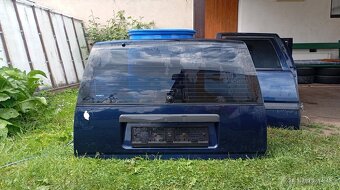 Volvo 850 díly / plechařina - 10