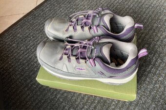 Keen (Targhee low WB), nové 39 (25,5 cm) - 10