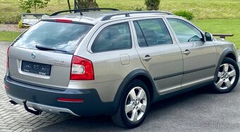 Škoda Octavia SCOUT 2.0 TDI CR DSG 4X4 103KW COMBI ELEGANCE - 10