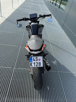 KTM Duke 125- první majitel, možnost odpočtu DPH - 10