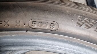 Zimní pneu 225/40/18 Hankook - 10