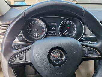 Škoda Superb 2.0Tdi 103 kW DSG kombi 08/2013 TOP - 10