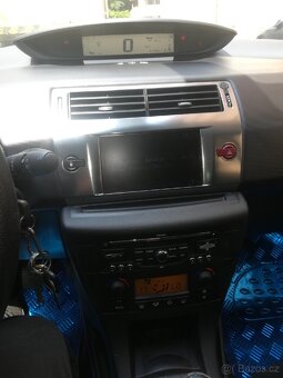 Citroën c4 1.6 hdi - 10