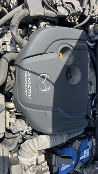 351.Mazda 3 BM 2.2 SkyActive SH01Na náhradní díly - 10