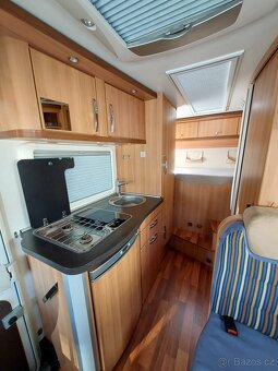 Obytné auto HYMER - 10