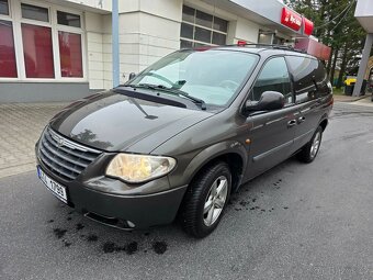 Chrysler Voyager - 10