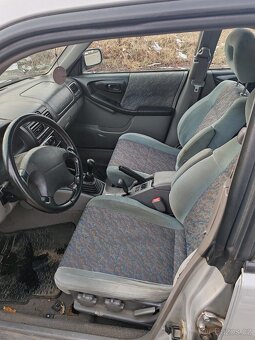 Subaru Forester 2.0i - 10
