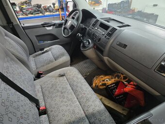 VW T5 Transporter Shutt 2,5 TDi BNZ Náhradní díly - 10