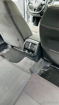 Volkswagen Passat 3C - 10