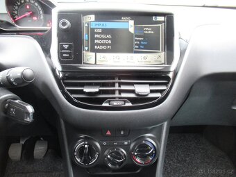 Peugeot 208 1.2i nové v ČR 55000 Km - 10