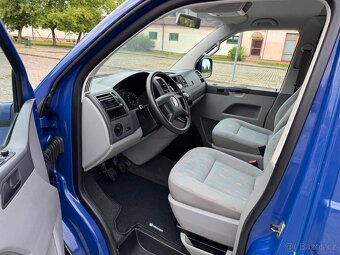 VW TRANSPORTER T5 1.9TDI 5/6 MÍST R.V.2004 - 10