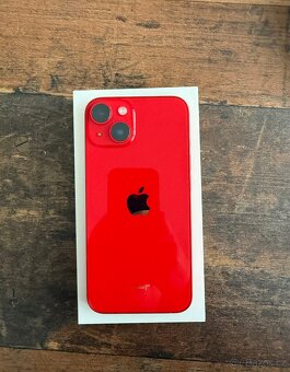 iPhone 14 128 GB Product(RED) perfektní stav + záruka do 2 - 10