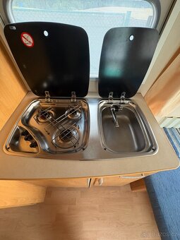 Karavan obytný přívěs Caravelair Antares 446 pro 5 osob - 10
