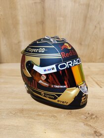 Max Verstappen Red Bull racing Majstrovska prilba 1:2 - 10