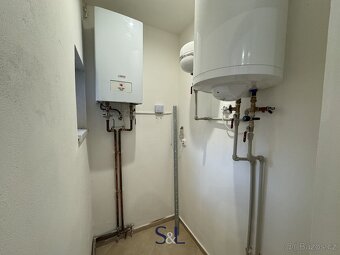 Nabízíme k pronájmu byt po kompletní rekonstrukci o dispozic - 10