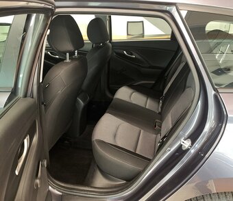 Hyundai i30 1.4i, 73 kW - 10