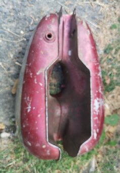 Predám nádrž na Jawu 250/353 a 350/354 - 10