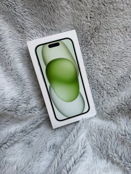 iPhone 15, 256GB, Green - 10