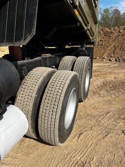 Prodám Tatru 815 Sklápěč S3 přetypované na traktor - 10