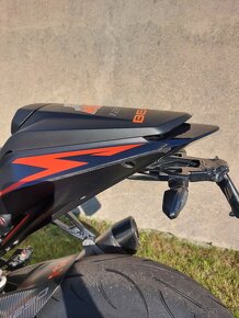 KTM 1290 SUPER DUKE R - 10