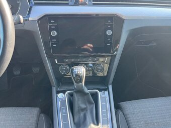 Volkswagen Passat 2.0TDI 110kW 1.majitel Manuál - 10