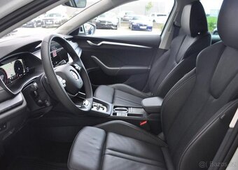 Škoda Octavia 2,0TDi FACELIFT TOP VÝBAVA 1.M - 10