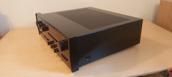 ACCUPHASE E-205 STEREO AMPLIFIER + BOX - 10