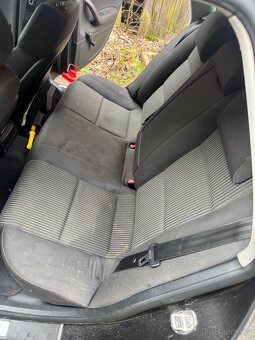 Audi A4 B7 2.0 TDI díly - 10