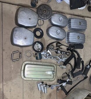 Originální nové hlavy z vojenského depozitu Dněpr Ural K750 - 10