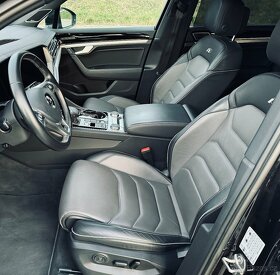 Touareg 3,0Tdi R-LINE - 10