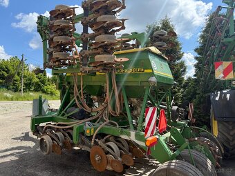 Sieci Stro John Deere 750A RV 2000 - 10