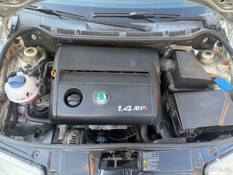 Škoda Fabia 1,4 50 kw MPI, PO SERVISU, HEZKÁ - 10