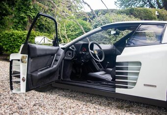 Ferrari Testarossa – evropská specifikace - 10