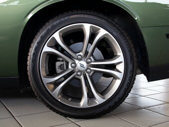 Dodge Challenger GT - 10