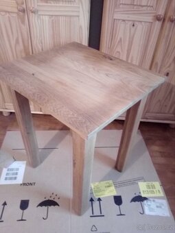 Prodám dubový stůl 65 x 58 cm - 10
