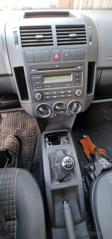 Vw polo 9N 1.2htp 40kw 3dvéřák - 10