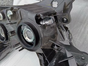 Honda 125 PCX (plasty) - 10
