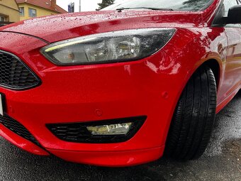 Ford Focus Combi edice Red & Black - 10