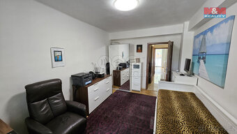 Prodej bytu 3+1, 90 m², Praha, ul. Ortenovo náměstí - 10