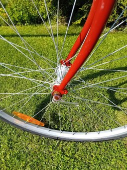 Trekové kolo Madison - 10