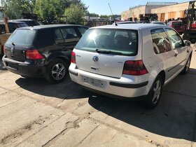 Volkswagen Golf IV 1.4i a Volkswagen Golf IV 1.6i - 10