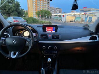 Prodám Renault Megane 3 Grandtour - 10