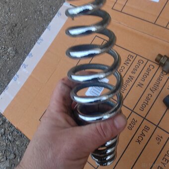 Jawa robot díly - 10